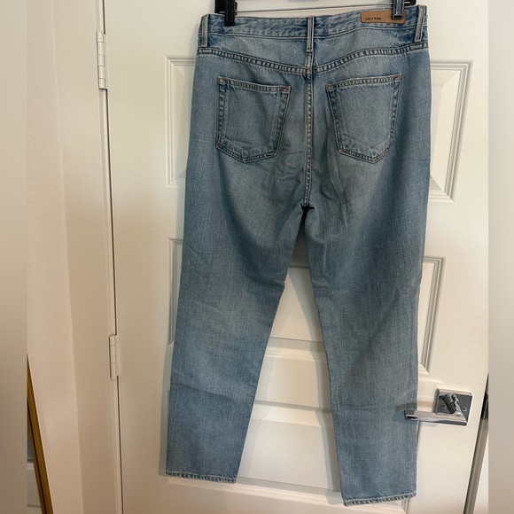 GRLFRND | Kiara Tripped Up Ankle Cut Jean - Picture 3 of 4